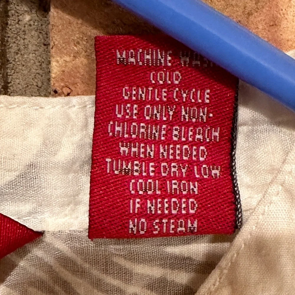 💥 $5 if bundled Medium White Semi Sheer Button Up Short Sleeve Blouse - Picture 11 of 11